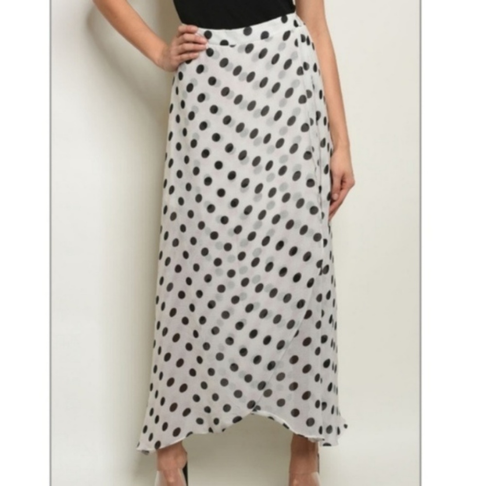 NWT Polka Dot Chiffon Overlay Tulip Maxi Skirt - Picture 2 of 3